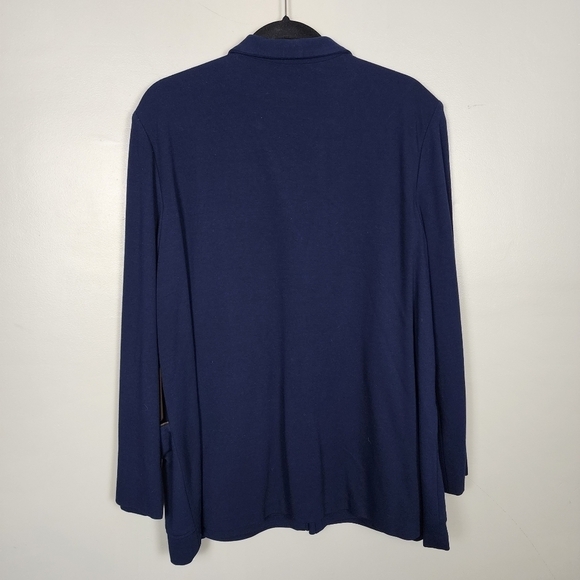 Emmelle zip up top, size xl, nwot - Picture 5 of 6